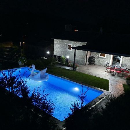 Villa Kos Lupoglav  Luaran gambar