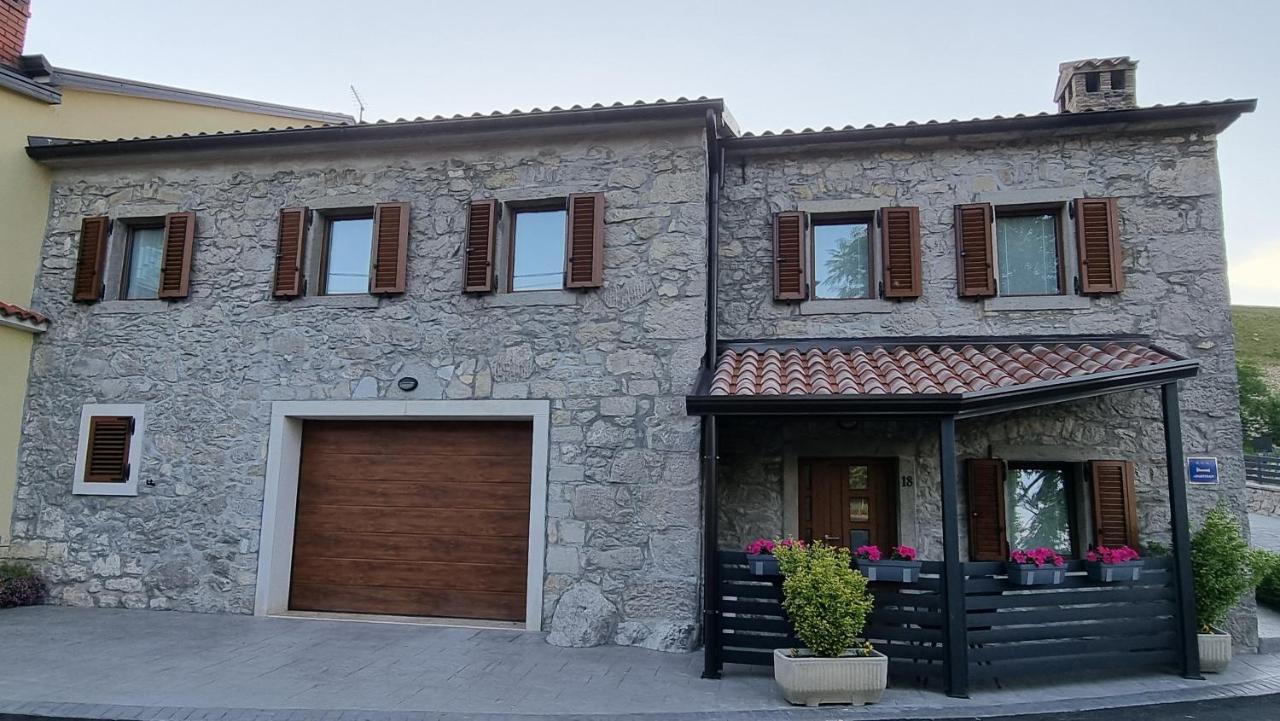 Villa Kos Lupoglav  Luaran gambar