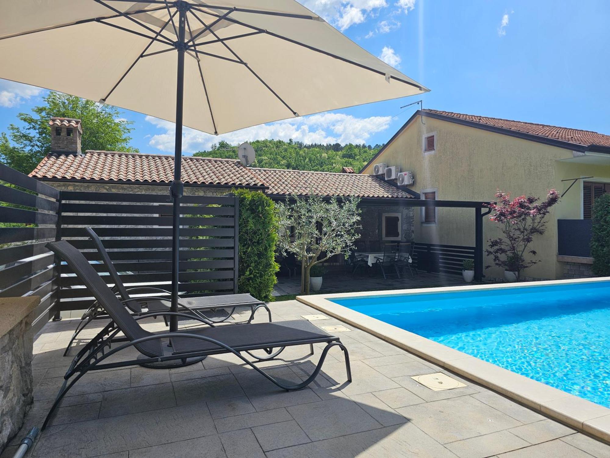 Villa Kos Lupoglav  Luaran gambar