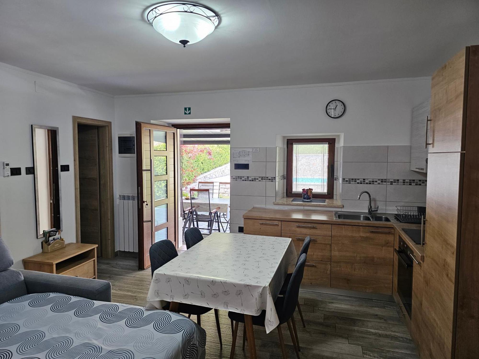Villa Kos Lupoglav  Luaran gambar